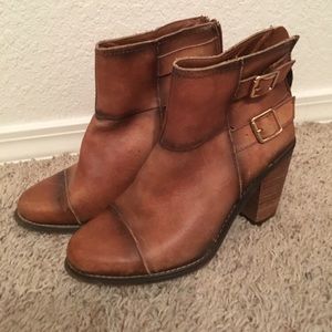 Jessica Simpson Leather Ankle Boots—6.5